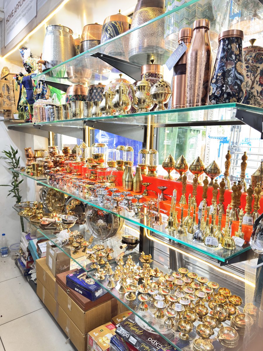 Inside Shoppekart New CG Road Showroom Ahmedabad — Display Photo 11