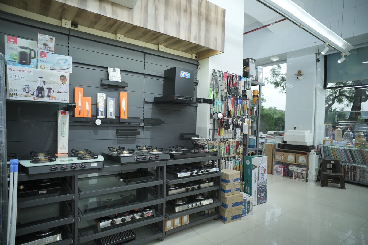 Inside Shoppekart SBR Flagship Showroom Ahmedabad — Display Photo 9