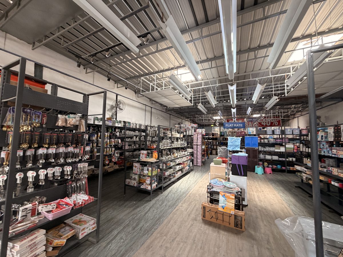Inside Shoppekart South Bopal Showroom Ahmedabad — Display Photo 17