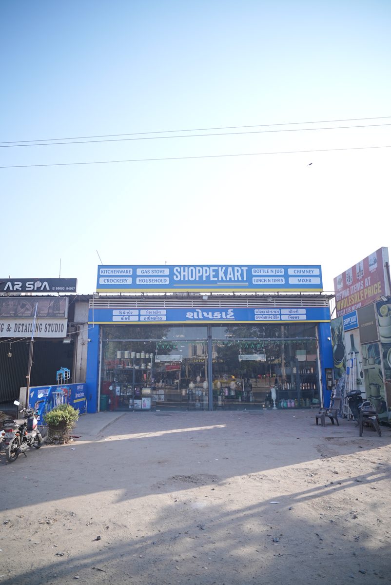 Inside Shoppekart South Bopal Showroom Ahmedabad — Display Photo 2